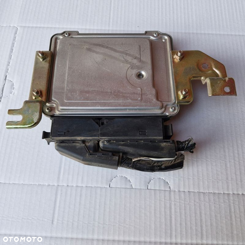 KOMPUTER STEROWNIK HONDA ACCORD VII 0281011546 37820-RBD-E13 L9 - 3