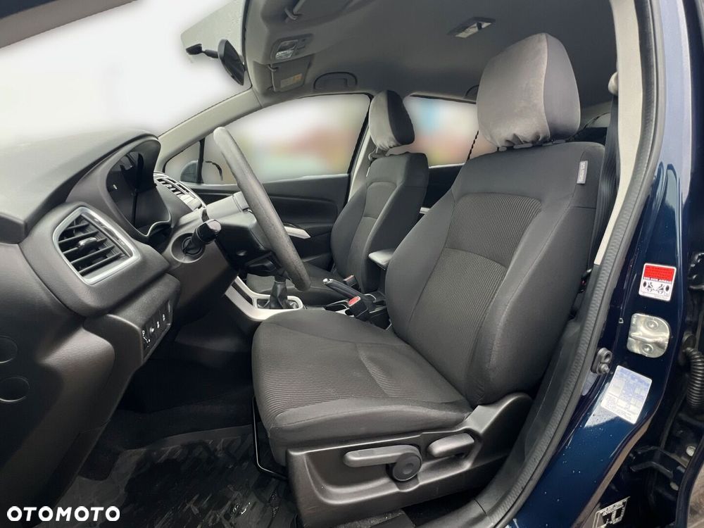 Suzuki SX4 S-Cross 1.0 T Comfort - 17