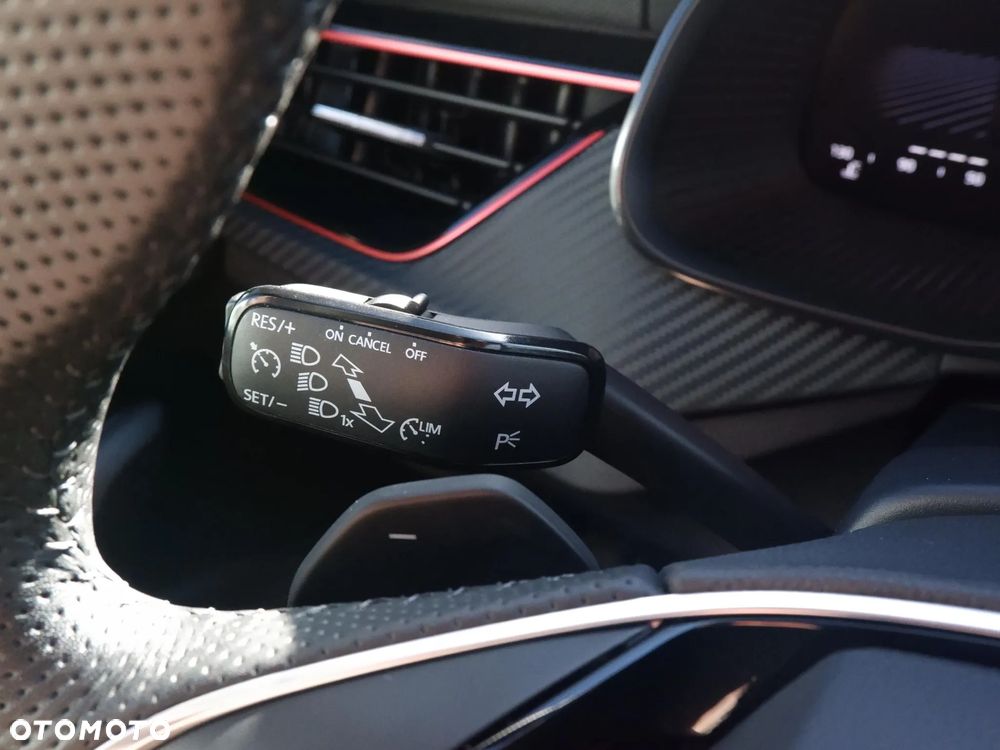 Skoda Kamiq 1.0 TSI Monte Carlo DSG - 29