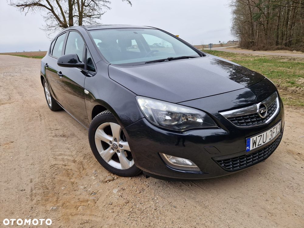 Opel Astra 1.7 CDTI DPF Cosmo - 2