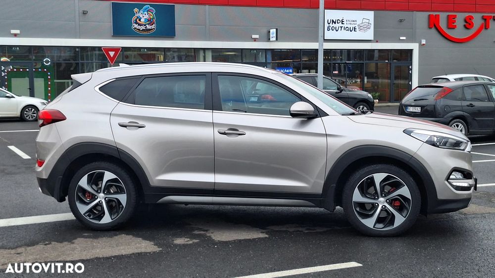 Hyundai Tucson blue 2.0 CRDi 4WD Aut. Premium - 25