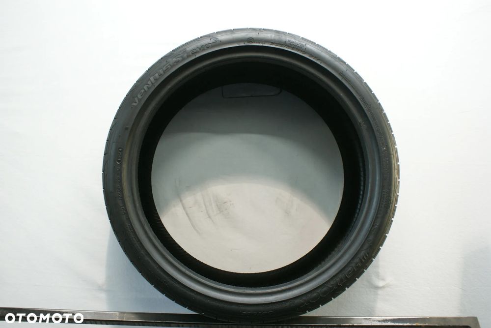235/35R19 HANKOOK VENTUS S1 EVO3 , 7,1mm 2024r B3156 - 3