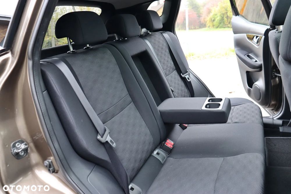 Nissan Qashqai 1.6 DIG-T 360 - 26