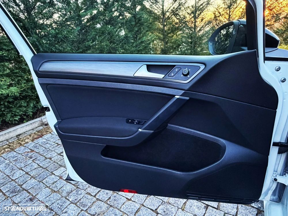 VW e-Golf Standard - 10