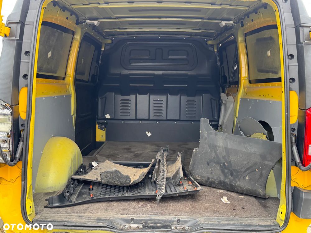 Mercedes-Benz VITO EXTRA LONG XXL E-VITO - 8