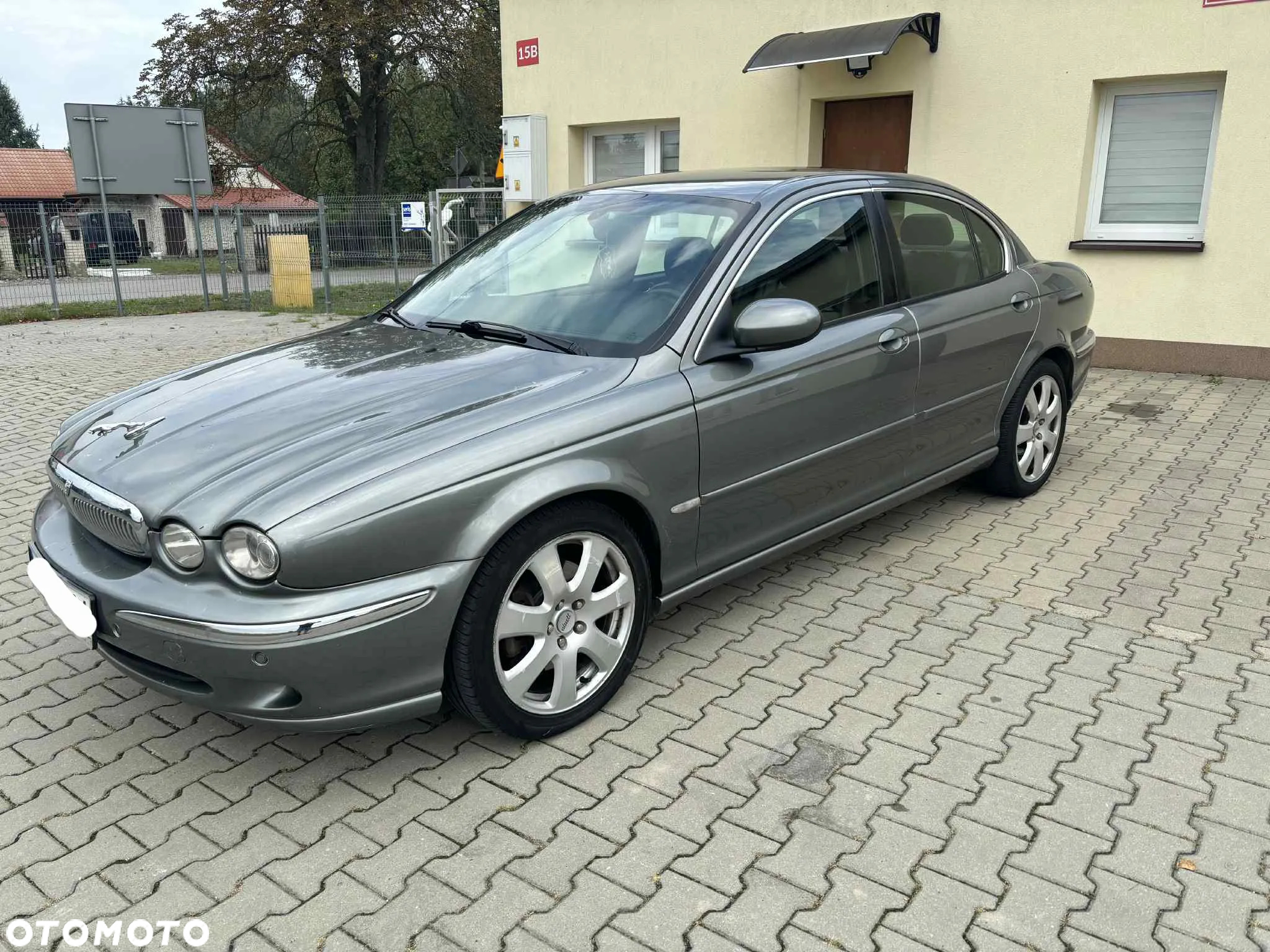 Jaguar X-Type - 5