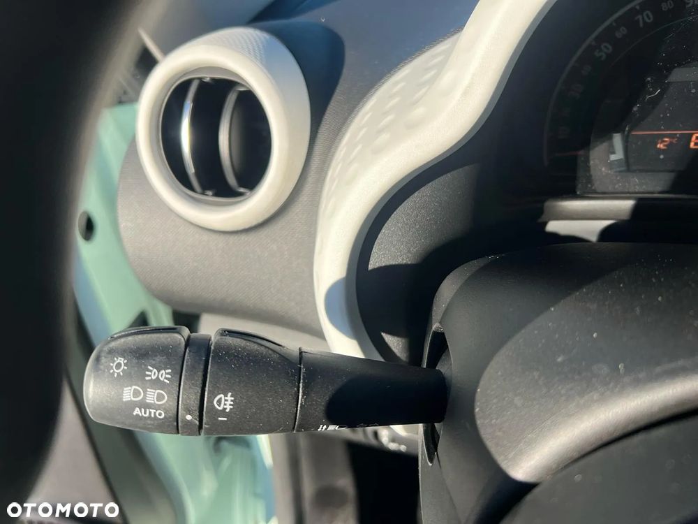 Renault Twingo SCe 75 INTENS - 15