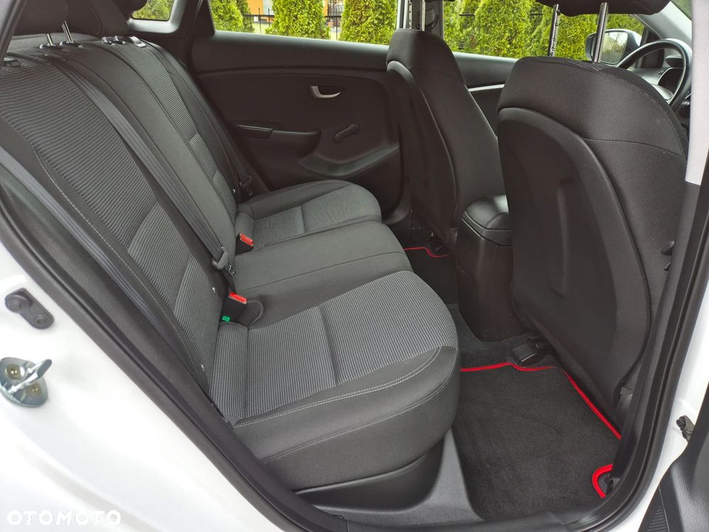 Hyundai i30 blue 1.6 CRDi Classic - 30