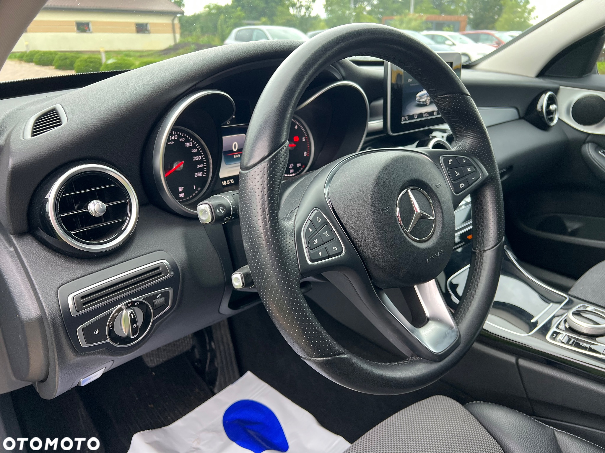 Mercedes-Benz Klasa C 180 (BlueTEC) d 7G-TRONIC Avantgarde - 34
