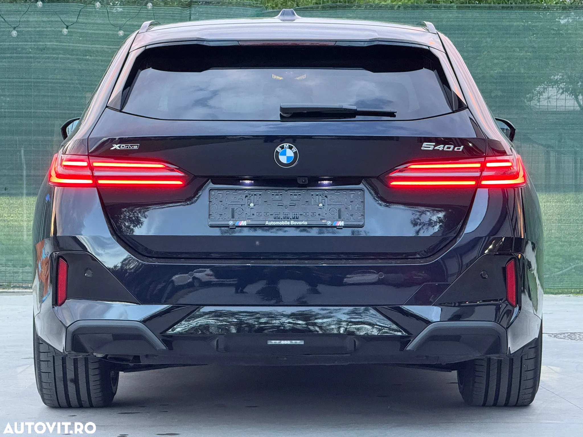 BMW Seria 5 540d xDrive AT MHEV - 11