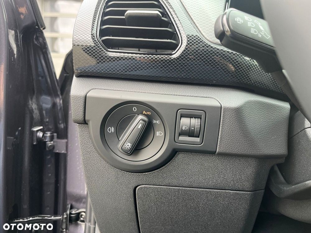 Volkswagen T-Cross - 27