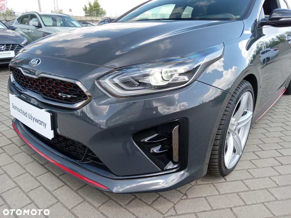 Kia ProCeed - 9