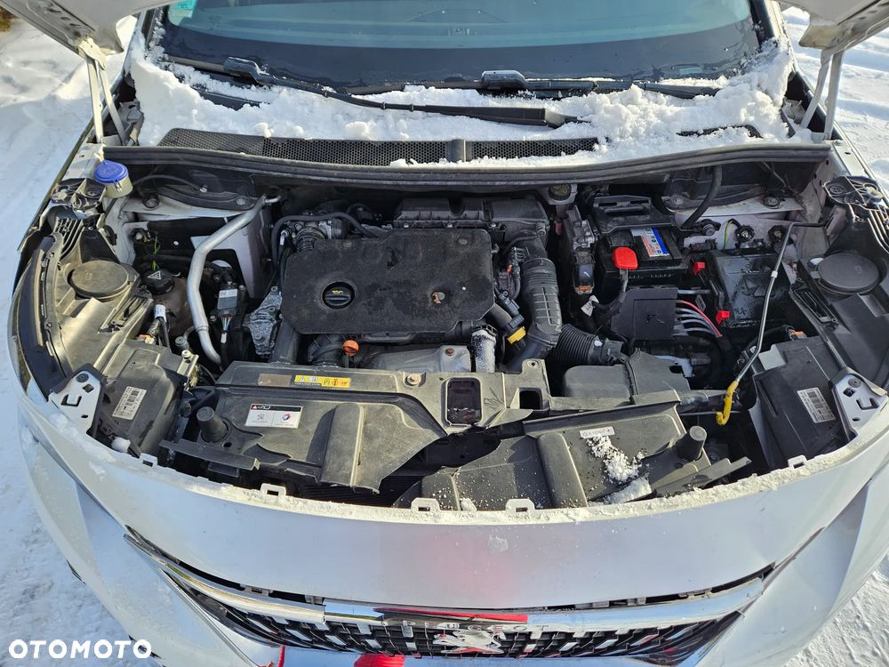 Peugeot 3008 BlueHDi 130 Stop & Start EAT8 Active Pack - 14