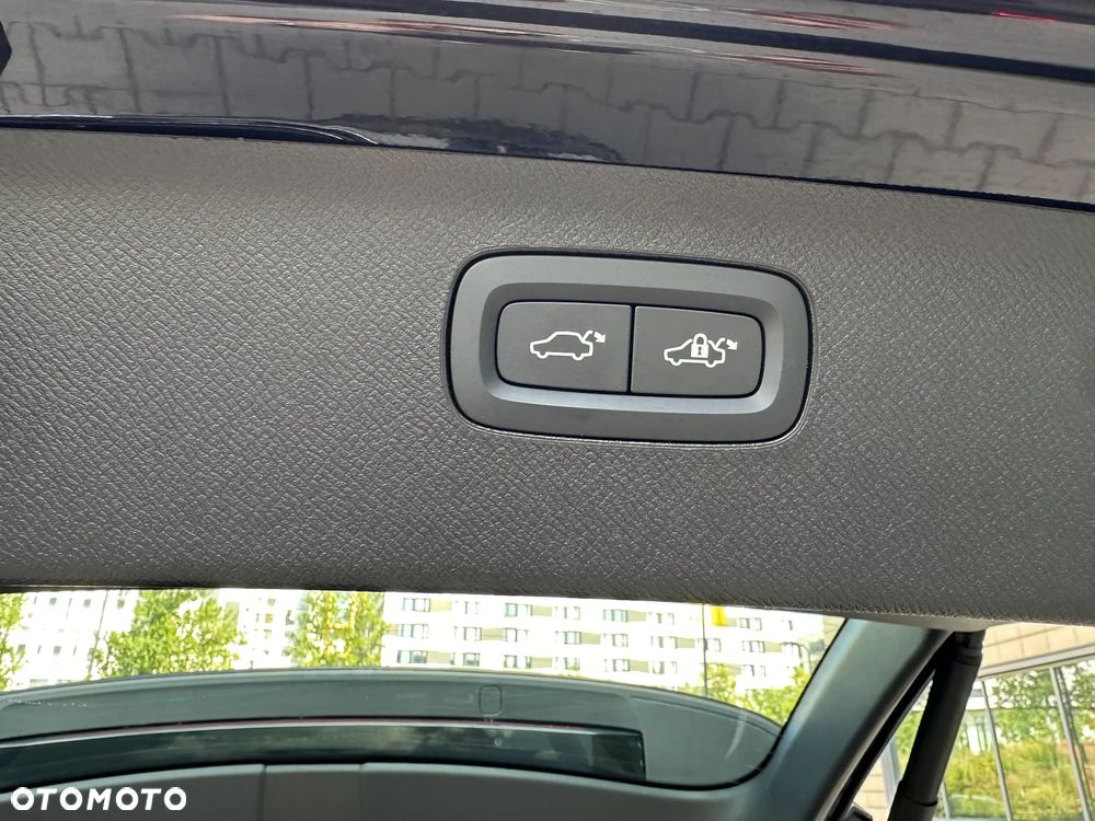 Volvo XC 90 B5 B AWD Momentum 7os - 25