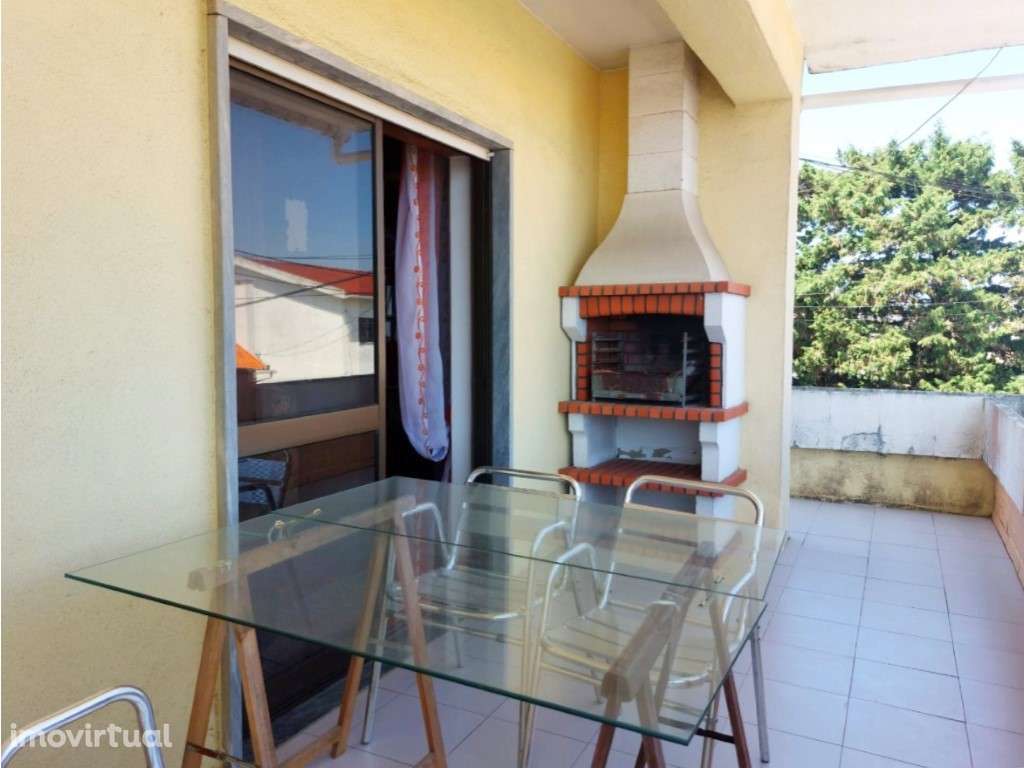 Andar de Moradia T3 para Venda na Charneca da Caparica - Grande imagem: 2/24