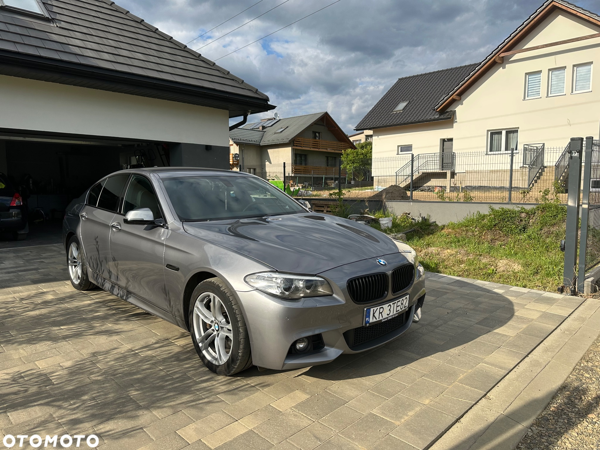 BMW Seria 5 528i xDrive - 5