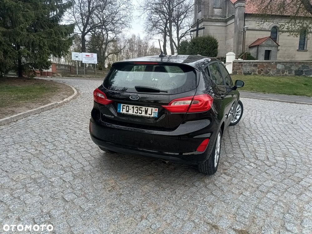 Ford Fiesta 1.0 EcoBoost S&S TITANIUM - 11