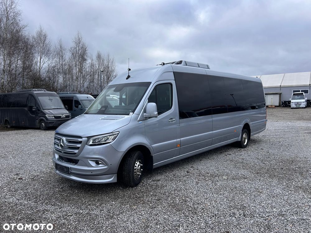 Mercedes-Benz Sprinter 519 - 11