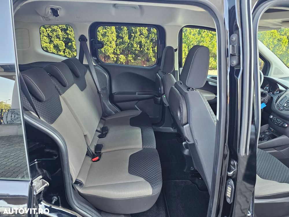 Ford Tourneo Courier 1.0 EcoBoost Titanium - 10