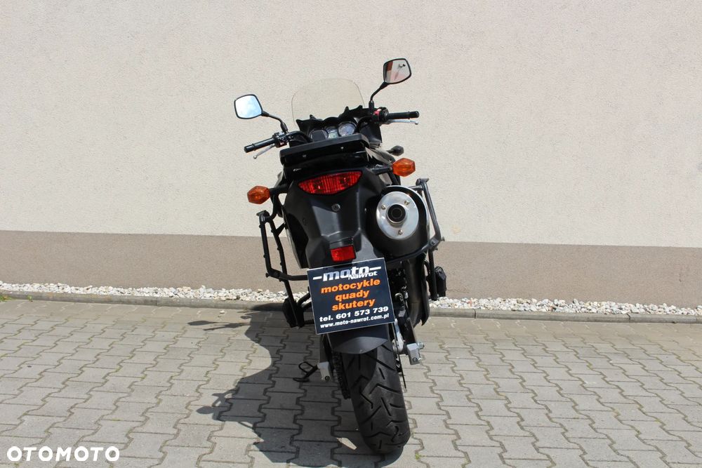 Suzuki V-STROM - 20