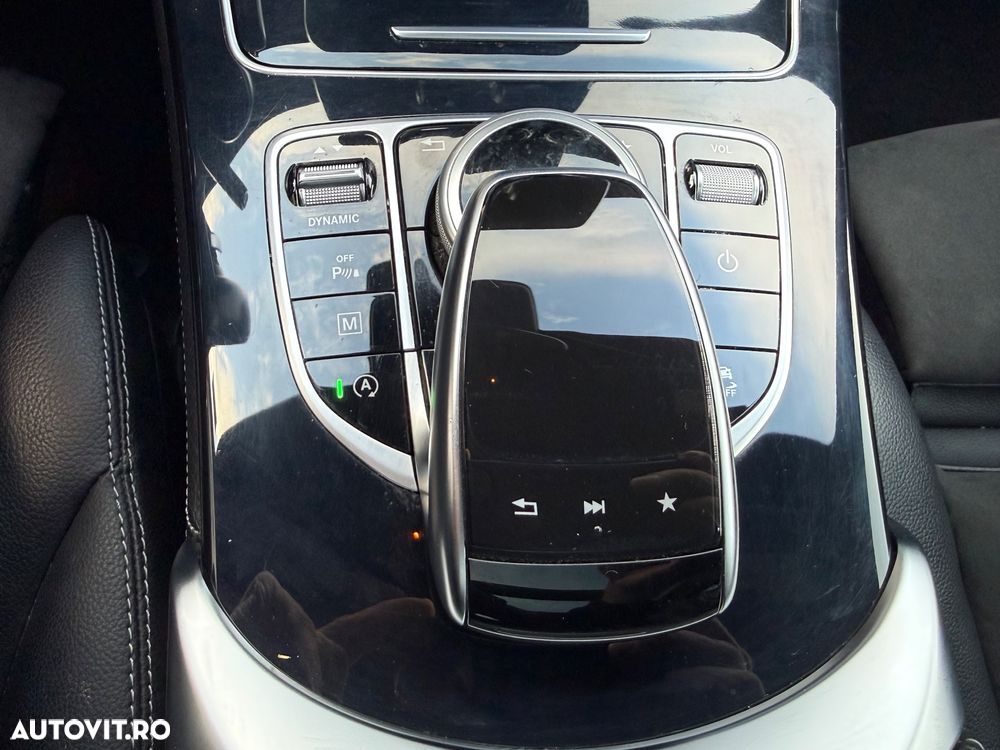 Mercedes-Benz GLC 220 d 4MATIC 9G-TRONIC AMG Line - 38