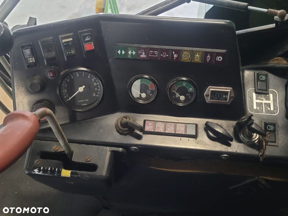 John Deere 1085 - 4
