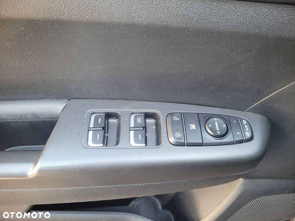 Kia Sportage - 11