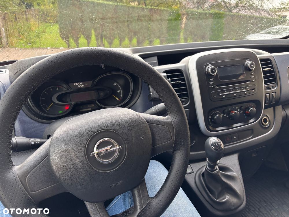 Opel Vivaro - 9