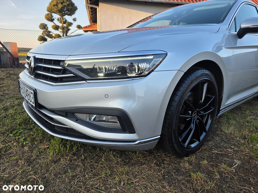 Volkswagen Passat 2.0 TDI SCR Style DSG - 32