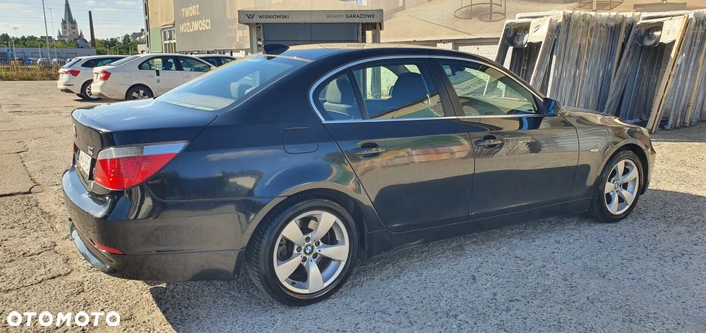 BMW Seria 5 520d - 15