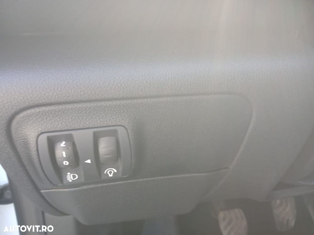 Renault Megane TCe GPF Zen - 12