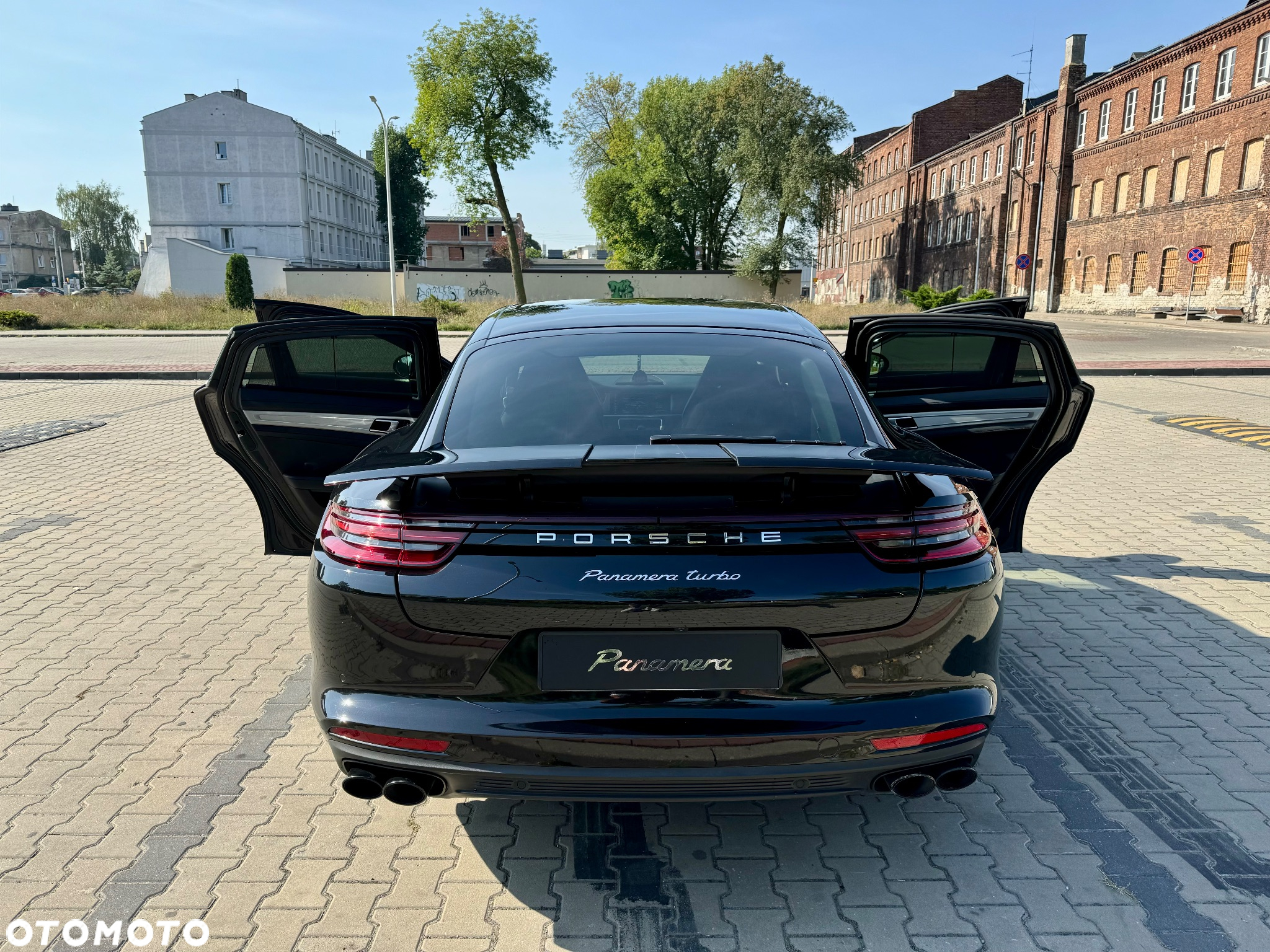 Porsche Panamera Turbo - 9