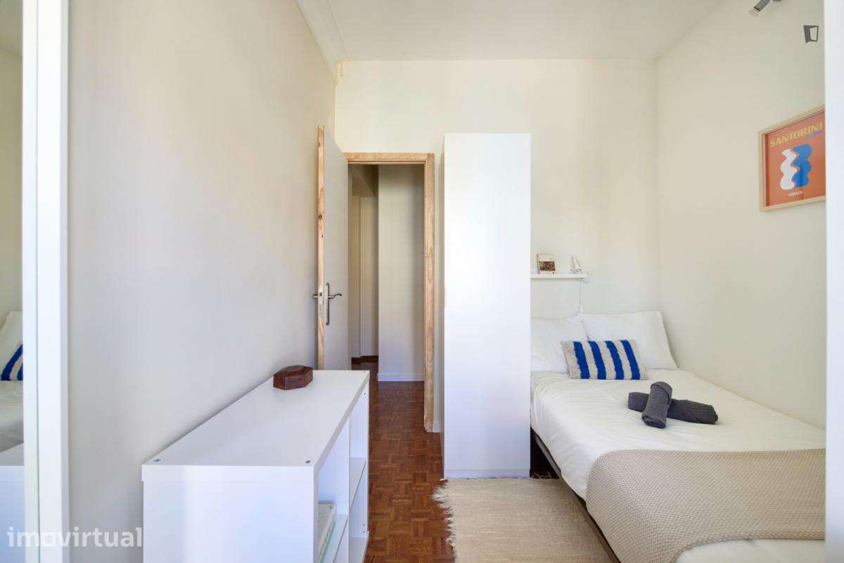 Quarto - localizado em Alvalade Lisbon - Grande imagem: 4/43