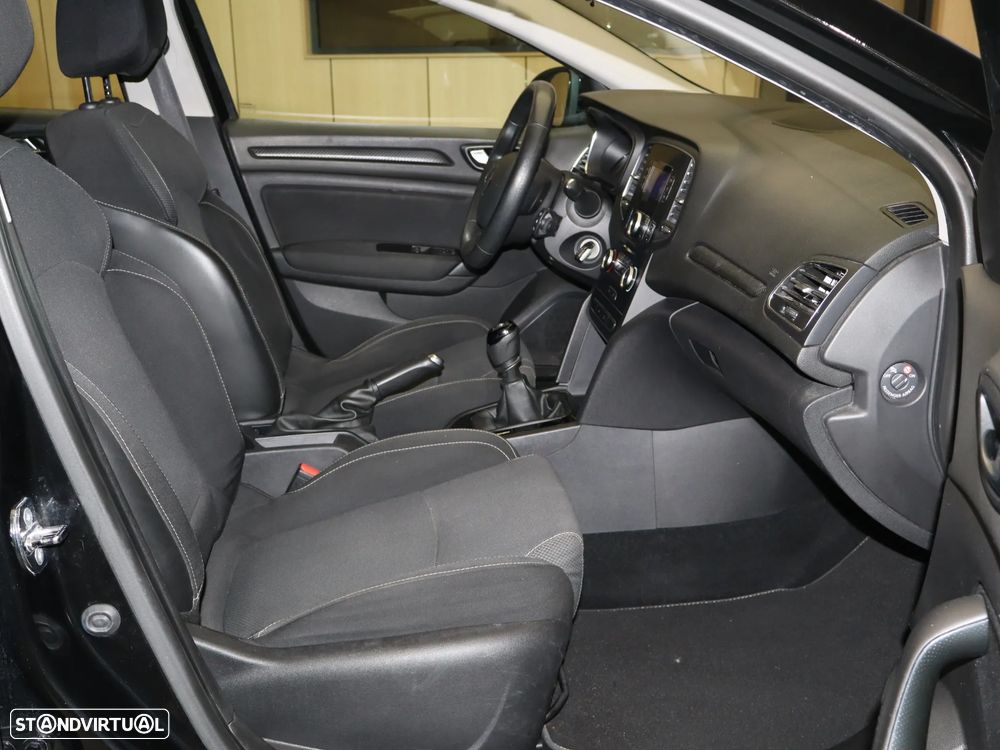 Renault Mégane 1.2 TCE Zen - 14
