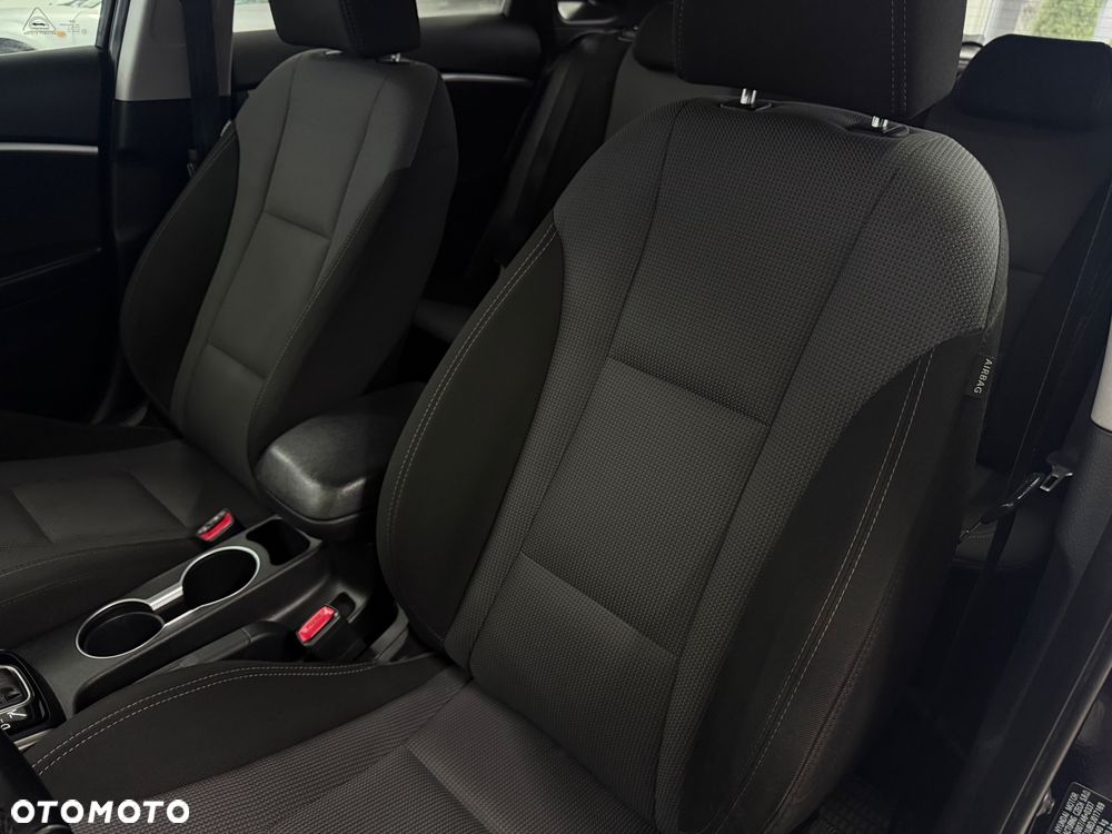 Hyundai i30 1.6 CRDi Style - 28