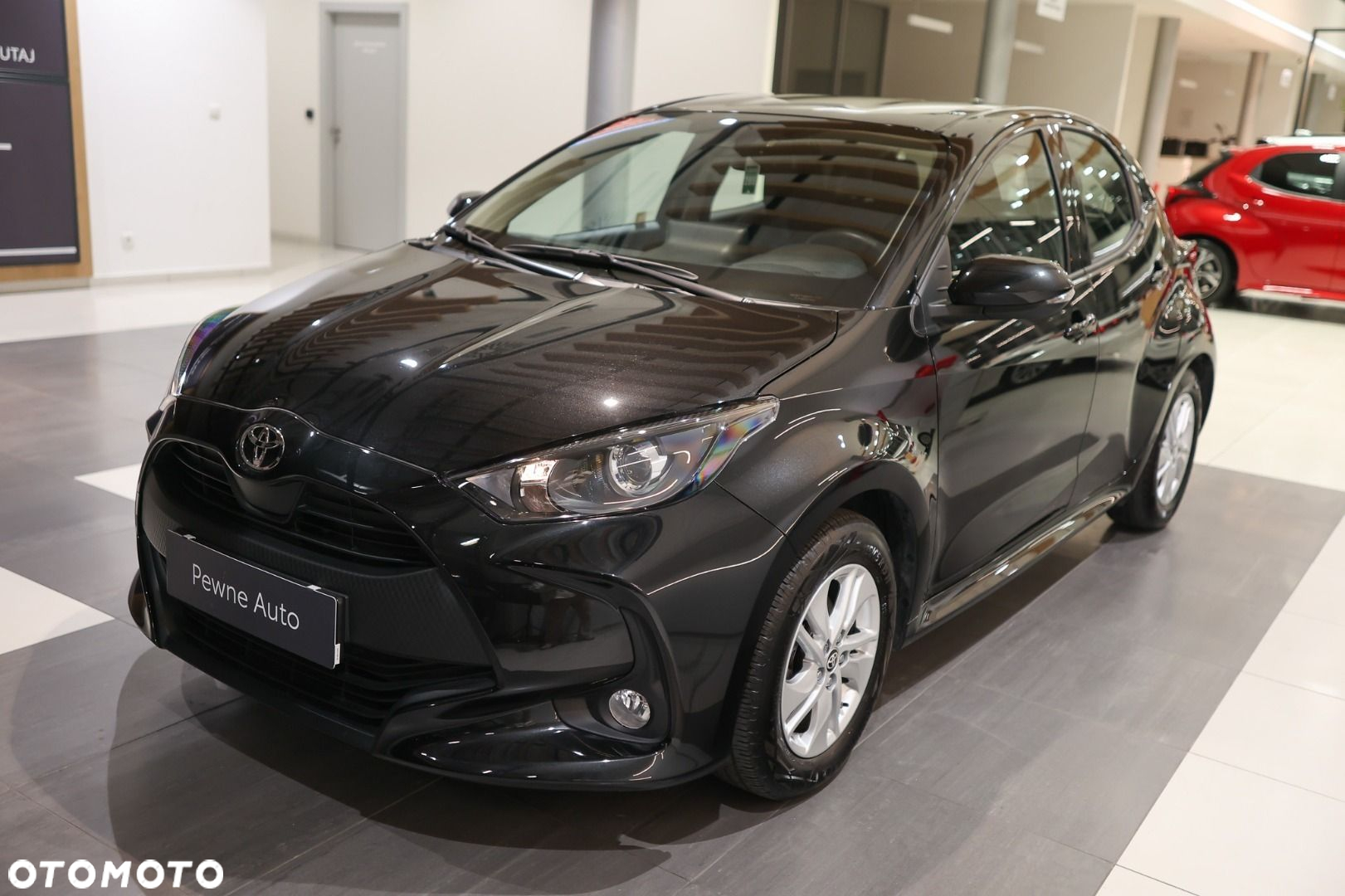 Toyota Yaris - 10