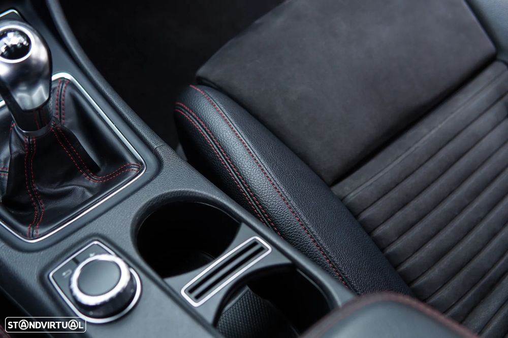 Mercedes-Benz A 180 d AMG Line - 59
