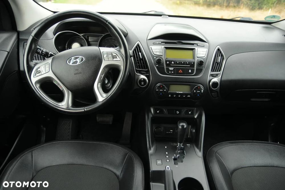 Hyundai ix35 2.0 CRDi 4WD Automatik Fifa World Cup Gold Edition - 22