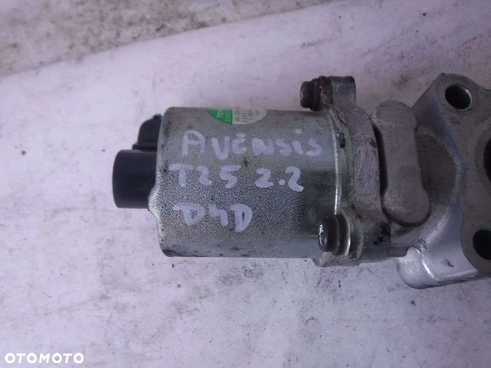 zawór egr 2,2 d avensis t25 auris corolla rav 4 - 8