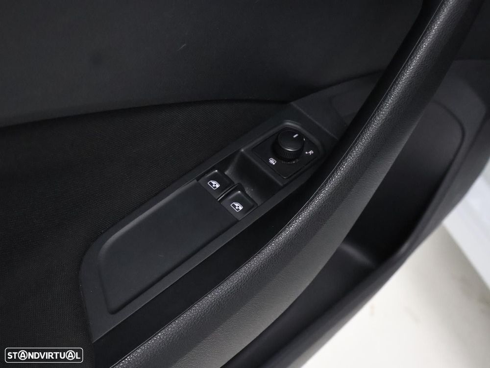 Skoda Kamiq 1.0 TSI Ambition DSG - 11