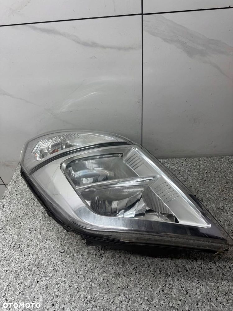 lampa reflektor prawy przód nissan interstar nv400 26010 bz50a 2010 - 2023 - 5