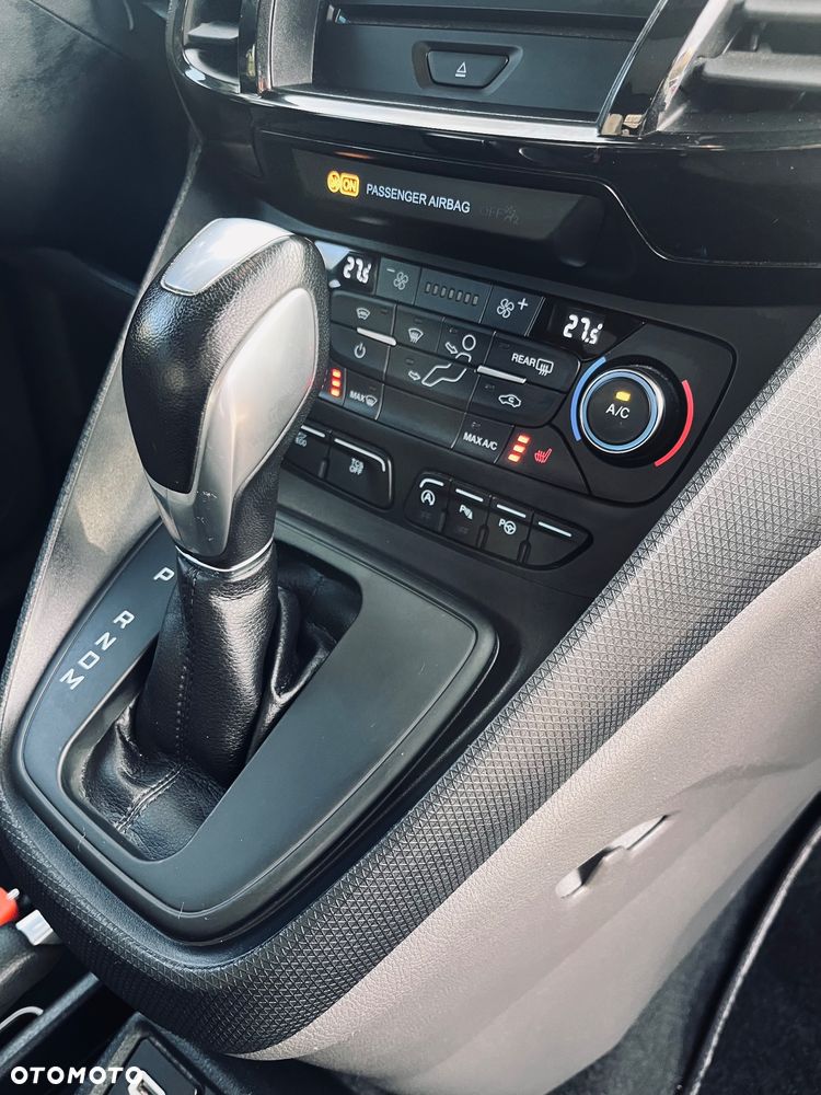 Ford Tourneo Connect - 13