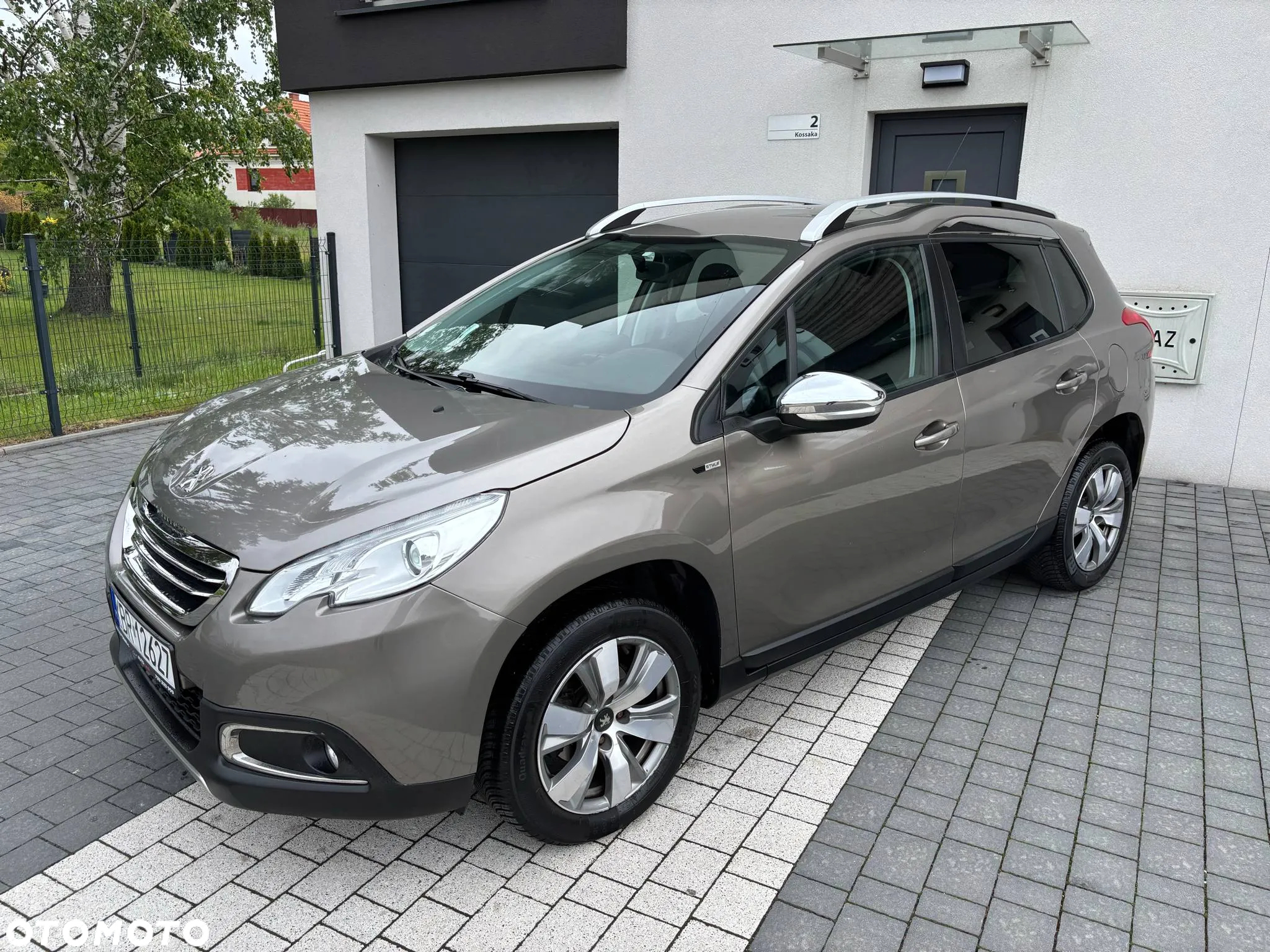 Peugeot 2008 1.6 BlueHDi Style - 10