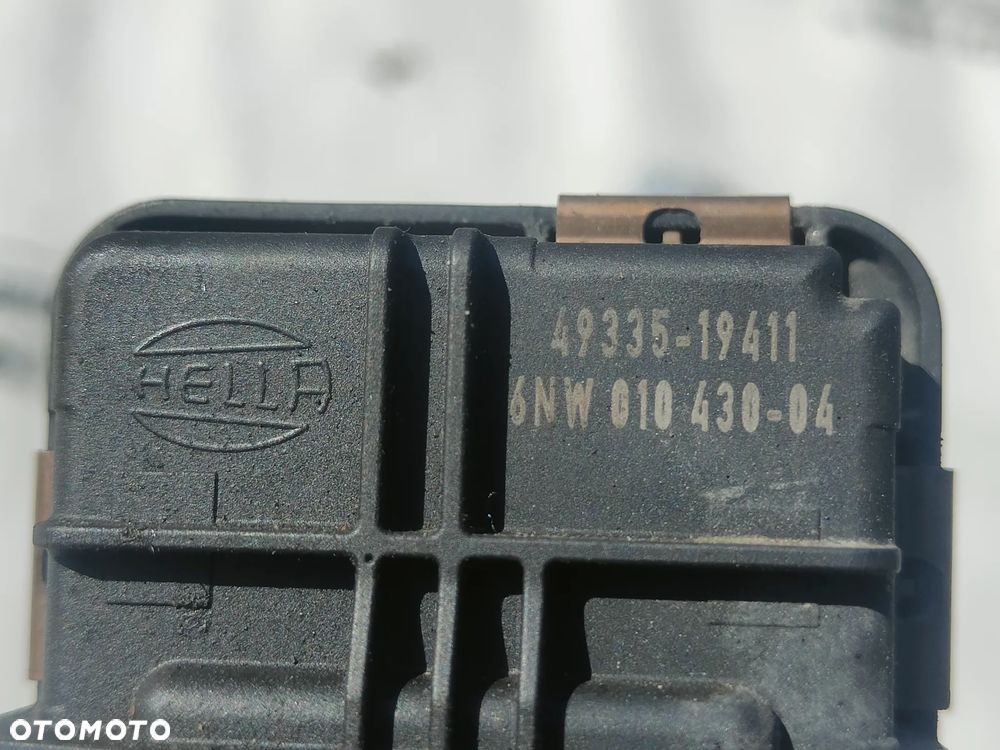 BMW F10 F30 F20 E90 2.0d N47 Nastawnik turbosprężarki 6NW01043004 - 5