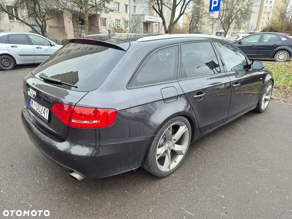 Audi A4 Avant 2.0 TDI DPF multitronic S line Sportpaket - 12