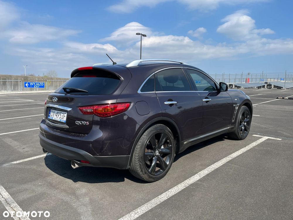 Infiniti QX70 3.0d S - 6