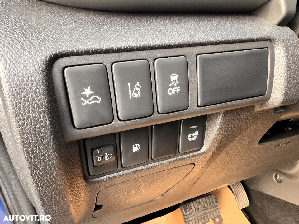 Mitsubishi Eclipse-Cross - 16