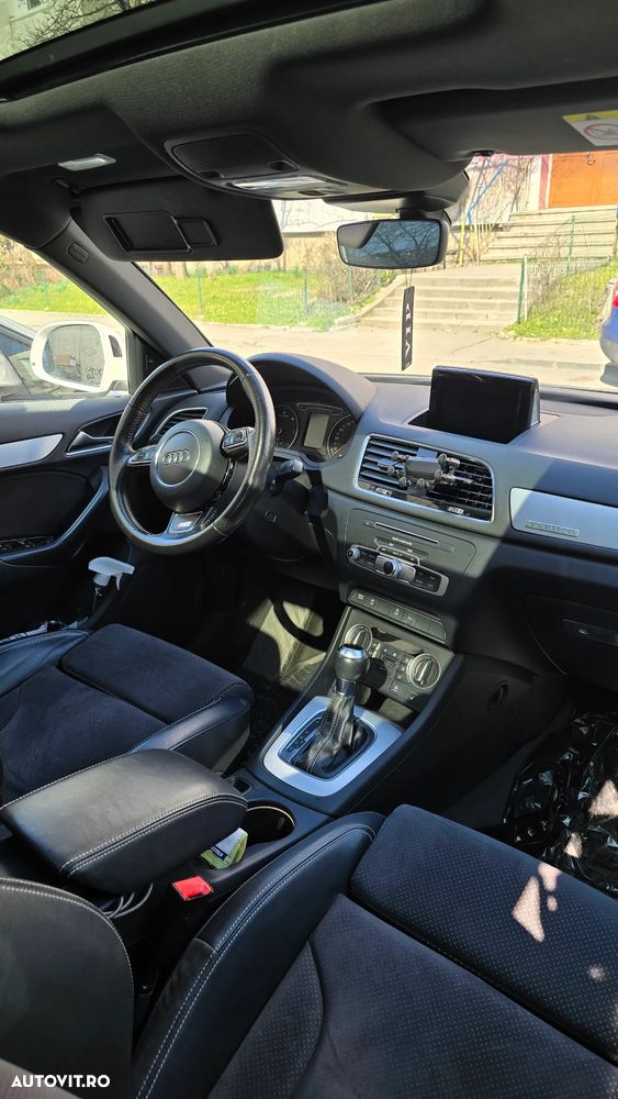 Audi Q3 2.0 TDI Quattro Stronic - 4