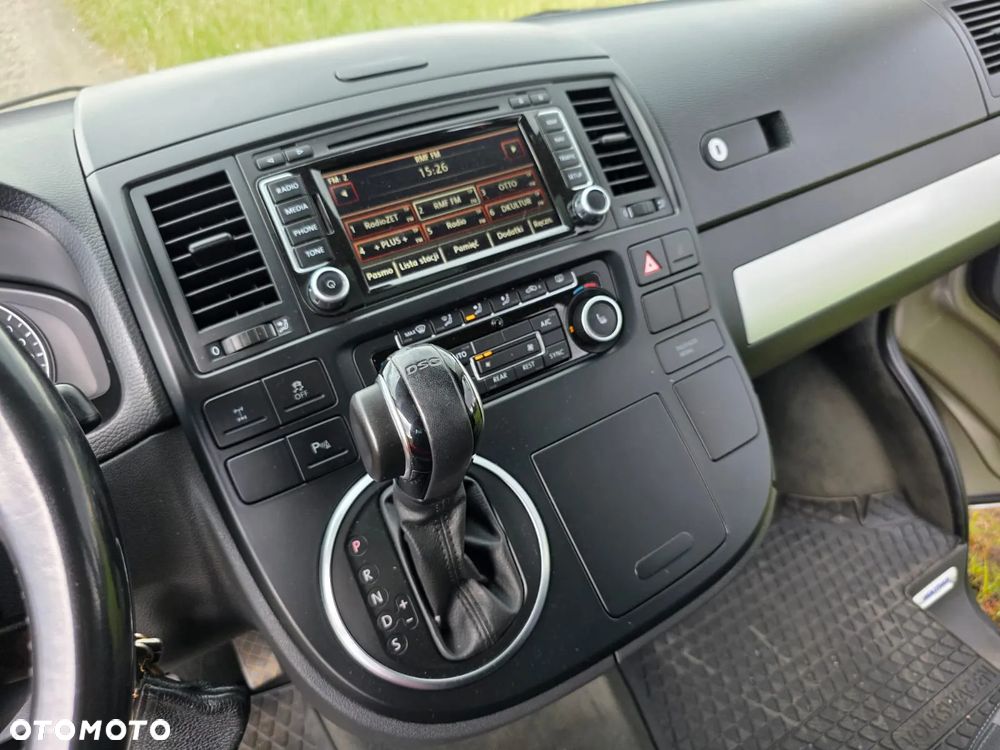 Volkswagen Multivan - 2