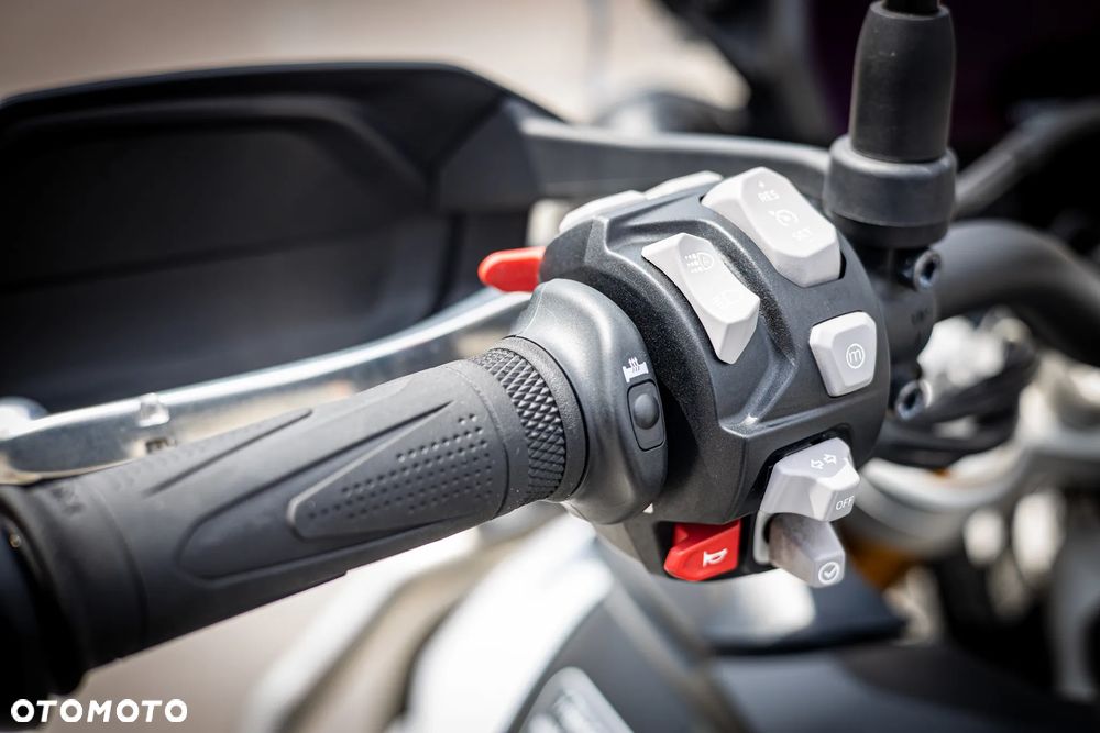 Triumph Tiger - 24